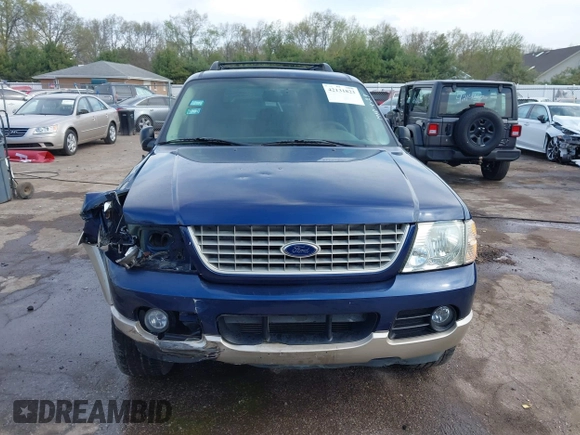2005 Ford Explorer Eddie Bauer z VIN 1FMZU74K65UA57931, wystawiony jako IAAI lot #42131823 z przebiegiem Nie podano mil oraz . Historia ofert i sprzedaży dostępna na DreamBid. Obrazek 12.