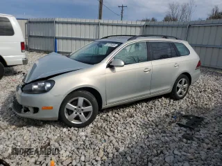 2010 Volkswagen Jetta SE with VIN 3VWTX7AJ5AM620153, listed as a Copart auction lot 53726505 with 142,541 mi miles and Clean title. Bid and sale history available at DreamBid. Image 1.