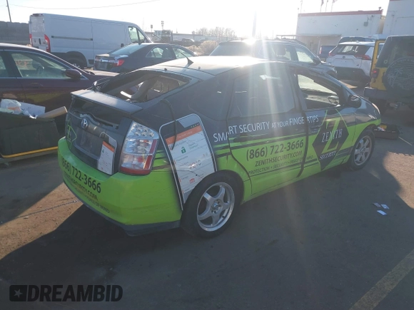 2006 Toyota Prius z VIN JTDKB22U763141508, wystawiony jako IAAI lot #41449413 z przebiegiem 243 914 mil mil oraz . Historia ofert i sprzedaży dostępna na DreamBid. Obrazek 4.