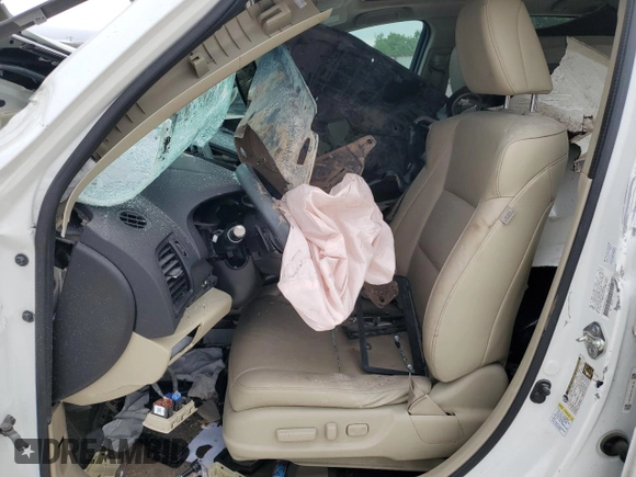 2015 Acura RDX Tech Pkg with VIN 5J8TB3H55FL004143, listed as a Copart auction lot 54083364 with Not Provided miles and Salvage Title. Bid and sale history available at carsss.com. Image 7.
