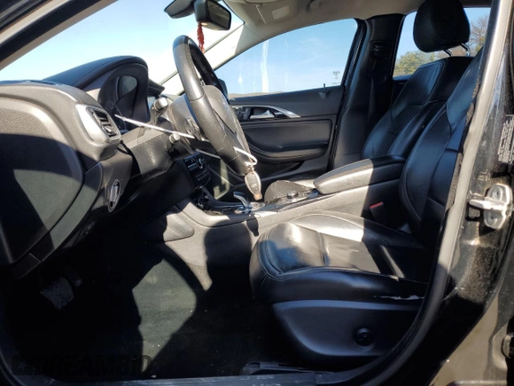 2017 Infiniti QX30 Sport with VIN SJKCH5CP0HA038858, listed as a Copart auction lot 41433514 with 92,432 mi miles. Bid and sale history available at carsss.com. Image 7.