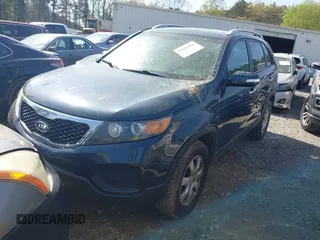 2011 Kia Sorento LX with VIN 5XYKT4A22BG123397, listed as a IAAI auction lot 41890456 with 173,669 mi miles. Bid and sale history available at carsss.com. Image 17.