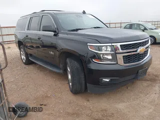 2019 Chevrolet Suburban LT с VIN 1GNSCHKC4KR193880, выставлен на аукционе IAAI как лот 42270216 с пробегом 137 872 миль миль и . История ставок и продаж доступна на DreamBid. Изображение 1.