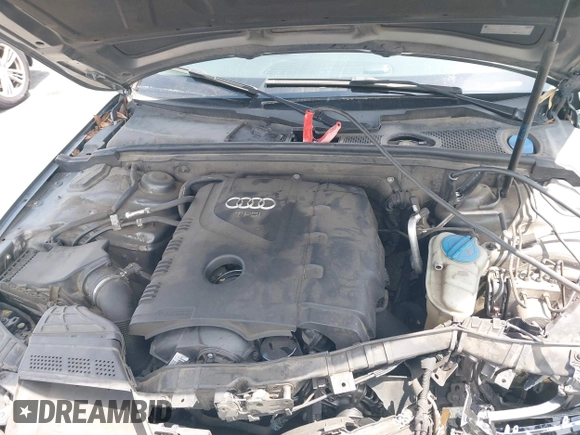2014 Audi A4 Premium with VIN WAUAFAFL0EN045957, listed as a IAAI auction lot 42032316 with 1 mi miles. Bid and sale history available at carsss.com. Image 10.