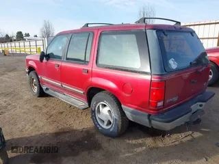 1994 Ford Explorer Eddie Bauer z VIN 1FMDU34X8RUB03358, wystawiony jako IAAI lot #41753389 z przebiegiem 2 084 mil mil oraz . Historia ofert i sprzedaży dostępna na DreamBid. Obrazek 3.