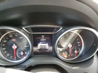 2018 Mercedes-Benz CLA 250 with VIN WDDSJ4EB9JN513510, listed as a Copart auction lot 61871585 with 124,877 mi miles and Clean title. Bid and sale history available at DreamBid. Image 9.