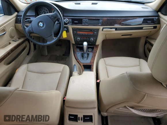 2008 BMW 3 Series 328xi with VIN WBAVC73598KP39801, listed as a Copart auction lot 43530145 with 140,626 mi miles and Salvage Title. Bid and sale history available at carsss.com. Image 8.