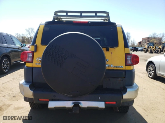 2007 Toyota FJ Cruiser with VIN JTEBU11F670016652, listed as a Copart auction lot 53435295 with 0 mi miles and Clean Title. Bid and sale history available at carsss.com. Image 6.