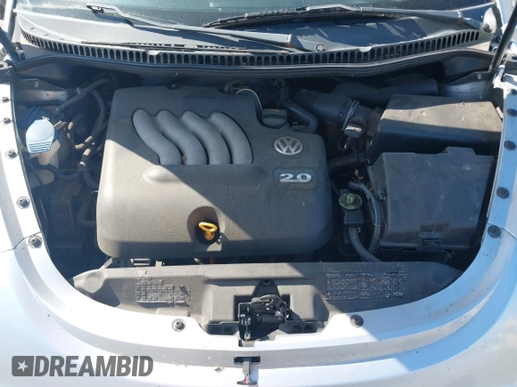 2005 Volkswagen Beetle GL with VIN 3VWBK31C95M403330, listed as a IAAI auction lot 42134616 with 152,736 mi miles and . Bid and sale history available at DreamBid. Image 10.