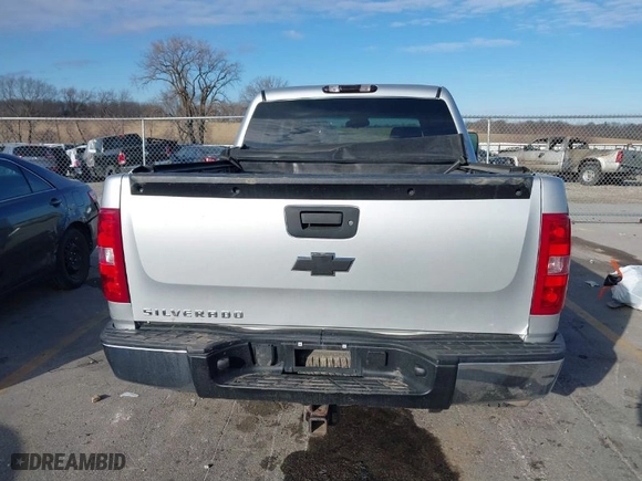 2012 Chevrolet Silverado 1500 LT with VIN 1GCPKSE70CF141159, listed as a IAAI auction lot 40953651 with 141,375 mi miles. Bid and sale history available at carsss.com. Image 16.