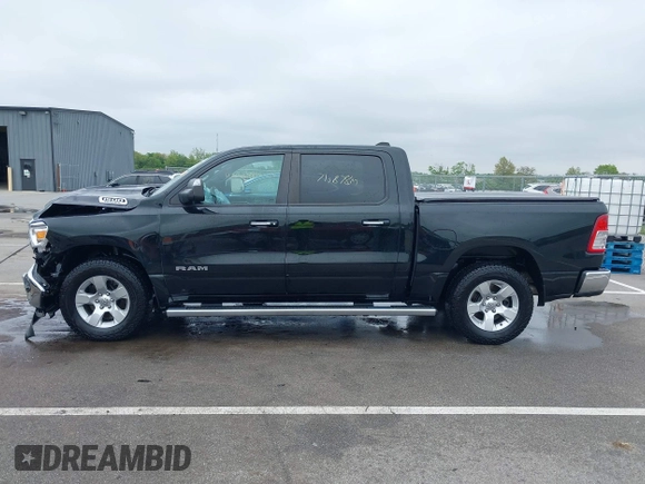 2019 Ram 1500 Big Horn с VIN 1C6SRFFT9KN644144, выставлен на аукционе IAAI как лот 42246446 с пробегом 71 878 миль миль и . История ставок и продаж доступна на DreamBid. Изображение 14.