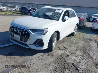 2020 Audi Q3 S line Prestige z VIN WA1FECF33L1073094, wystawiony jako IAAI lot #41568911 z przebiegiem 36 998 mil mil oraz . Historia ofert i sprzedaży dostępna na DreamBid. Obrazek 2.