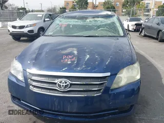 2006 Toyota Avalon XL z VIN 4T1BK36B76U148298, wystawiony jako IAAI lot #41687879 z przebiegiem Nie podano mil oraz . Historia ofert i sprzedaży dostępna na DreamBid. Obrazek 6.