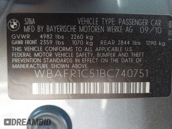 2011 BMW 5 Series 528i with VIN WBAFR1C51BC740751, listed as a IAAI auction lot 42143205 with 187,607 mi miles and . Bid and sale history available at carsss.com. Image 9.