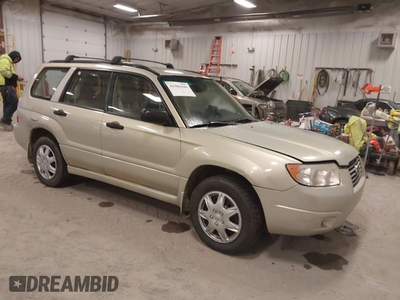 2006 Subaru Forester 2.5 X with VIN JF1SG63676H711623, listed as a IAAI auction lot 41986446 with 188,306 mi miles. Bid and sale history available at carsss.com. Image 1.