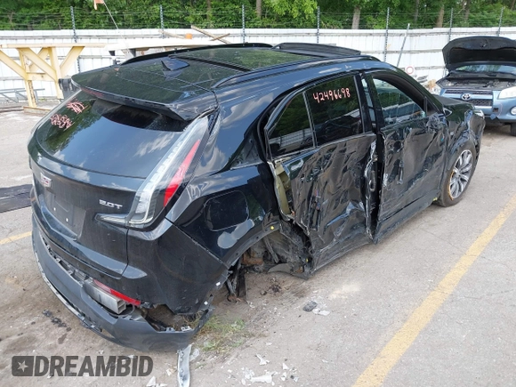 2019 Cadillac XT4 AWD Sport с VIN 1GYFZFR44KF140894, выставлен на аукционе IAAI как лот 42496698 с пробегом 79 768 миль миль и . История ставок и продаж доступна на DreamBid. Изображение 4.