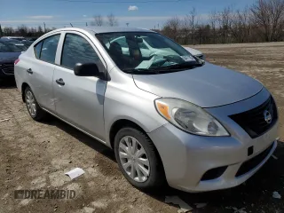 2014 Nissan Versa SV with VIN 3N1CN7AP4EL829640, listed as a Copart auction lot 50471105 with 123,665 mi miles and Clean Title. Bid and sale history available at carsss.com. Image 4.