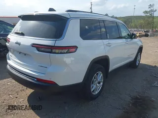 2023 Jeep Grand Cherokee Altitude with VIN 1C4RJKAGXP8886125, listed as a IAAI auction lot 41952781 with 45,490 mi miles and . Bid and sale history available at DreamBid. Image 4.