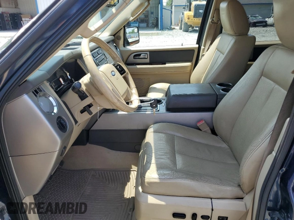 2013 Ford Expedition XLT z VIN 1FMJU1H51DEF13423, wystawiony jako Copart lot #60702695 z przebiegiem 228 355 mil mil oraz Szkoda całkowita • Salvage title. Historia ofert i sprzedaży dostępna na DreamBid. Obrazek 7.
