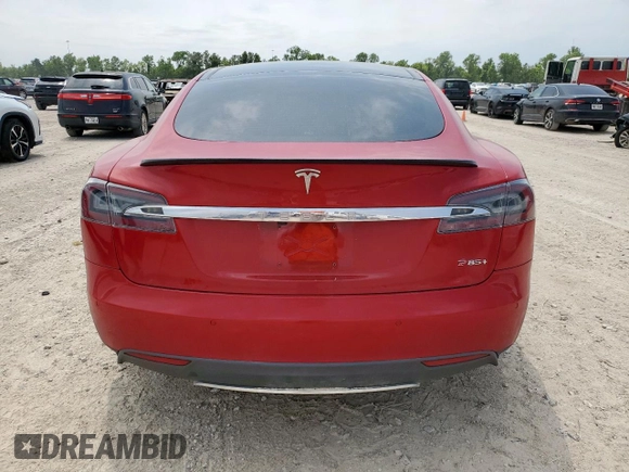 2013 Tesla Model S Performance с VIN 5YJSA1DP0DFP18903, выставлен на аукционе Copart как лот 57621765 с пробегом 120 002 миль миль и Списание • Salvage title. История ставок и продаж доступна на DreamBid. Изображение 6.