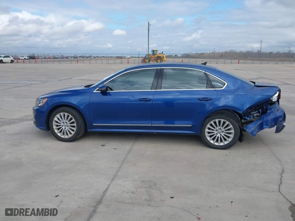 2016 Volkswagen Passat 1.8T SE w/Technology with VIN 1VWBS7A36GC037208, listed as a IAAI auction lot 41461379 with 22,375 mi miles. Bid and sale history available at carsss.com. Image 14.