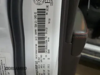2014 Jeep Cherokee Trailhawk z VIN 1C4PJMBS0EW129300, wystawiony jako Copart lot #50782375 z przebiegiem 115 808 mil mil oraz Szkoda całkowita • Salvage title. Historia ofert i sprzedaży dostępna na DreamBid. Obrazek 15.