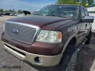 2008 Ford F-150 XLT with VIN 1FTPW12VX8KE35409, listed as a IAAI auction lot 41927434 with 205,617 mi miles. Bid and sale history available at carsss.com. Image 2.
