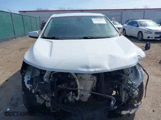 2019 Chevrolet Equinox LT with VIN 3GNAXKEV5KS604260, listed as a IAAI auction lot 41800963 with 111,717 mi miles. Bid and sale history available at carsss.com. Image 12.