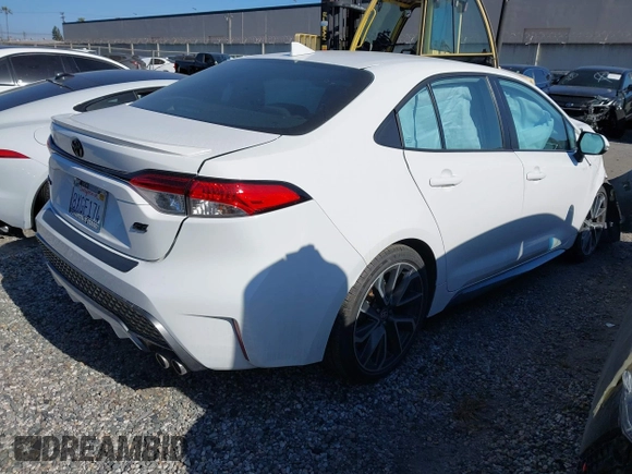 2021 Toyota Corolla SE with VIN 5YFS4MCE9MP084276, listed as a IAAI auction lot 42056696 with 39,544 mi miles and . Bid and sale history available at carsss.com. Image 4.