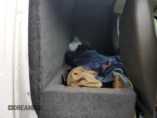 2013 Chevrolet Express Cargo z VIN 1GCSGAFX5D1164407, wystawiony jako Copart lot #56353205 z przebiegiem 166 202 mil mil oraz Szkoda całkowita • Salvage title. Historia ofert i sprzedaży dostępna na DreamBid. Obrazek 11.