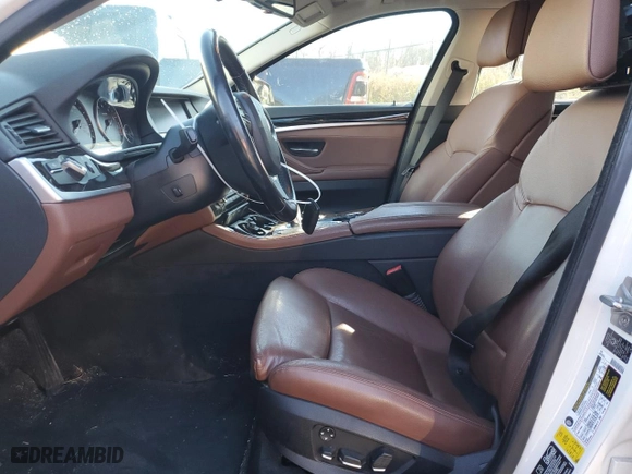2011 BMW 5 Series 535i xDrive with VIN WBAFU7C55BC439949, listed as a Copart auction lot 81312434 with 98,592 mi miles and Salvage Title. Bid and sale history available at carsss.com. Image 7.
