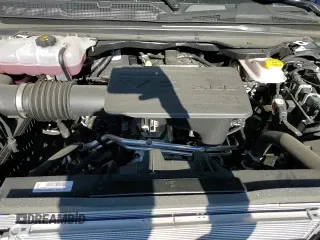 2025 Ram 1500 Tradesman with VIN 1C6RREGG8SN677372, listed as a Copart auction lot 62642535 with 3,527 mi miles and Salvage title. Bid and sale history available at DreamBid. Image 13.