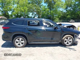2021 Toyota Highlander L with VIN 5TDZZRAHXMS526743, listed as a IAAI auction lot 42335813 with 79,000 mi miles and . Bid and sale history available at DreamBid. Image 13.