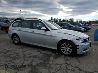 2007 BMW 3 Series 328xi z VIN WBAVT73587FZ36353, wystawiony jako Copart lot #85298474 z przebiegiem 96 375 mil mil oraz Szkoda całkowita • Salvage title. Historia ofert i sprzedaży dostępna na DreamBid. Obrazek 4.