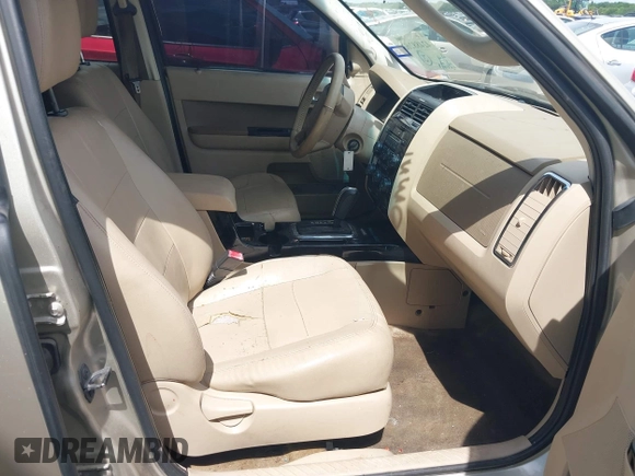 2010 Ford Escape Limited с VIN 1FMCU0E75AKB91097, выставлен на аукционе IAAI как лот 42488263 с пробегом 201 551 миль миль и . История ставок и продаж доступна на DreamBid. Изображение 5.