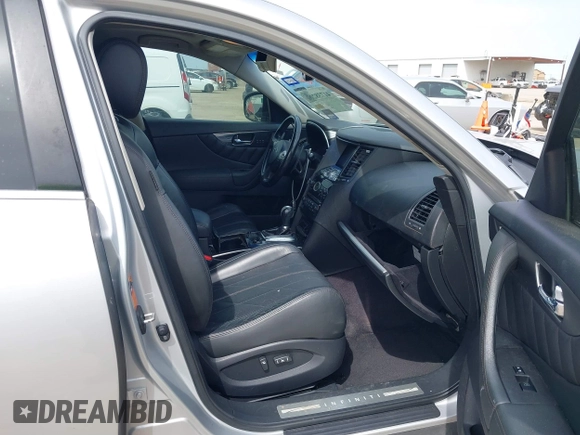 2009 Infiniti FX with VIN JNRAS18U79M100386, listed as a IAAI auction lot 41738262 with 155,265 mi miles and . Bid and sale history available at DreamBid. Image 5.