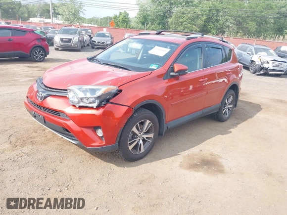 2016 Toyota RAV4 XLE z VIN JTMRFREV6GJ101367, wystawiony jako IAAI lot #42434491 z przebiegiem 79 411 mil mil oraz . Historia ofert i sprzedaży dostępna na DreamBid. Obrazek 2.