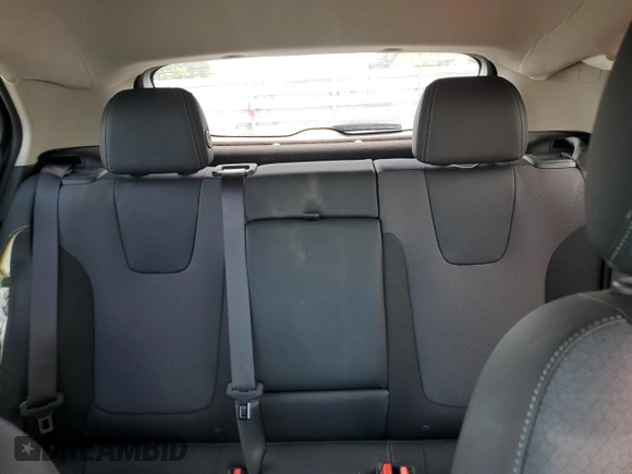 2022 Buick Encore GX Select with VIN KL4MMDSL8NB007949, listed as a Copart auction lot 58213665 with 17,894 mi miles and Salvage title. Bid and sale history available at DreamBid. Image 10.