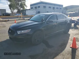 2013 Ford Police Interceptor z VIN 1FAHP2MK3DG201920, wystawiony jako Copart lot #62603385 z przebiegiem 211 385 mil mil oraz Czysty tytuł • Clean title. Historia ofert i sprzedaży dostępna na DreamBid. Obrazek 1.