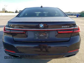 2020 BMW 7 Series with VIN WBA7W4C06LBM70555, listed as a Copart auction lot 52126455 with 37,375 mi miles and Salvage title. Bid and sale history available at DreamBid. Image 6.