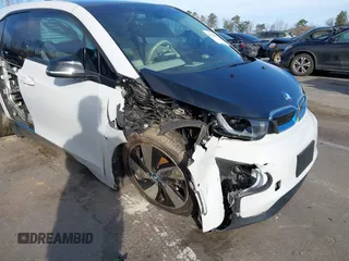 2017 BMW i3 z VIN WBY1Z8C37HV891822, wystawiony jako IAAI lot #41666962 z przebiegiem 39 844 mil mil oraz . Historia ofert i sprzedaży dostępna na DreamBid. Obrazek 6.