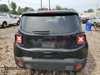 2018 Jeep Renegade Altitude with VIN ZACCJBBH4JPH29641, listed as a Copart auction lot 60641395 with 57,104 mi miles and Salvage title. Bid and sale history available at DreamBid. Image 6.