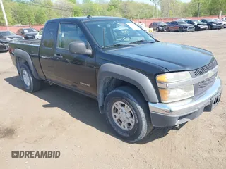 2005 Chevrolet Colorado LS Z71 with VIN 1GCDT196758112759, listed as a IAAI auction lot 42147866 with 211,507 mi miles and . Bid and sale history available at DreamBid. Image 1.