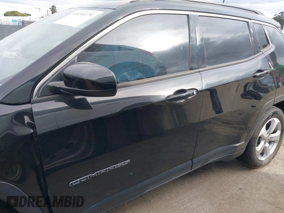 2018 Jeep Compass Altitude with VIN 3C4NJDBB0JT484409, listed as a IAAI auction lot 41656179 with 85,436 mi miles and . Bid and sale history available at carsss.com. Image 14.
