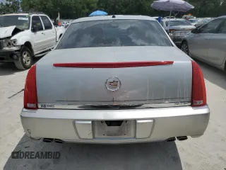 2008 Cadillac DTS 1SD z VIN 1G6KD57Y88U128497, wystawiony jako Copart lot #58138165 z przebiegiem 137 765 mil mil oraz Tytuł czysty. Historia ofert i sprzedaży dostępna na DreamBid. Obrazek 6.