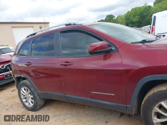 2020 Jeep Cherokee Latitude с VIN 1C4PJMCB7LD575600, выставлен на аукционе IAAI как лот 42144827 с пробегом 99 523 миль миль и . История ставок и продаж доступна на DreamBid. Изображение 13.