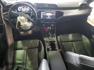 2024 Audi Q3 S line Premium Plus z VIN WA1EECF34R1035605, wystawiony jako Copart lot #42318005 z przebiegiem 10 264 mil mil oraz Szkody całkowita. Historia ofert i sprzedaży dostępna na DreamBid. Obrazek 8.