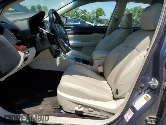 2013 Subaru Legacy Limited z VIN 4S3BMBJ60D3041034, wystawiony jako Copart lot #56381765 z przebiegiem 152 981 mil mil oraz Szkoda całkowita • Salvage title. Historia ofert i sprzedaży dostępna na DreamBid. Obrazek 7.