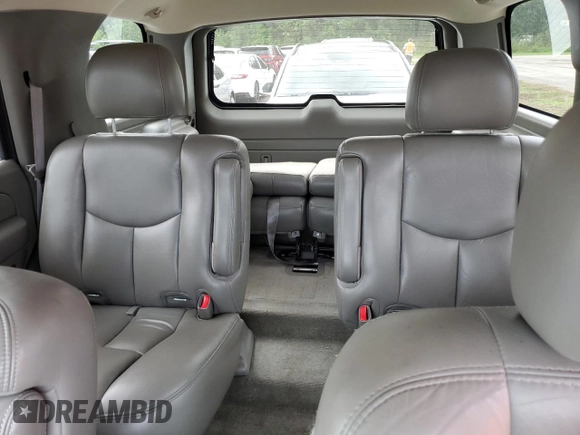 2004 GMC Yukon SLT with VIN 1GKEK13Z84R294379, listed as a Copart auction lot 74058744 with 0 mi miles and Salvage Title. Bid and sale history available at carsss.com. Image 10.