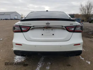 2019 Nissan Maxima SR with VIN 1N4AA6AV4KC376867, listed as a Copart auction lot 82721294 with 96,695 mi miles and Clean Title. Bid and sale history available at DreamBid. Image 6.